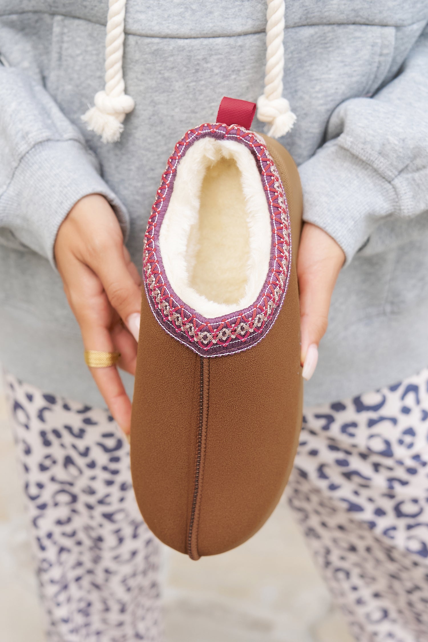 Chestnut Faux Suede Embroidered Detail Plush Lined Platform Slippers